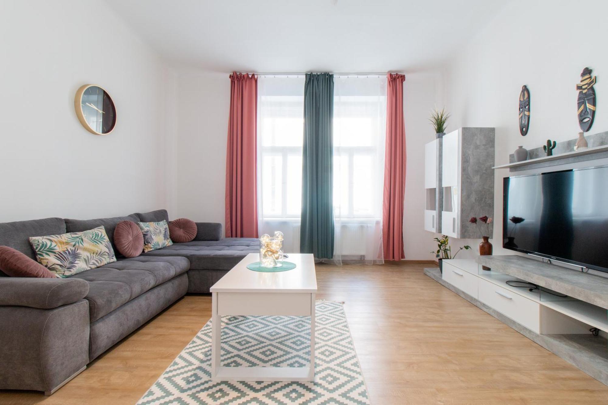 Riverside Cr Apartment Praga Esterno foto